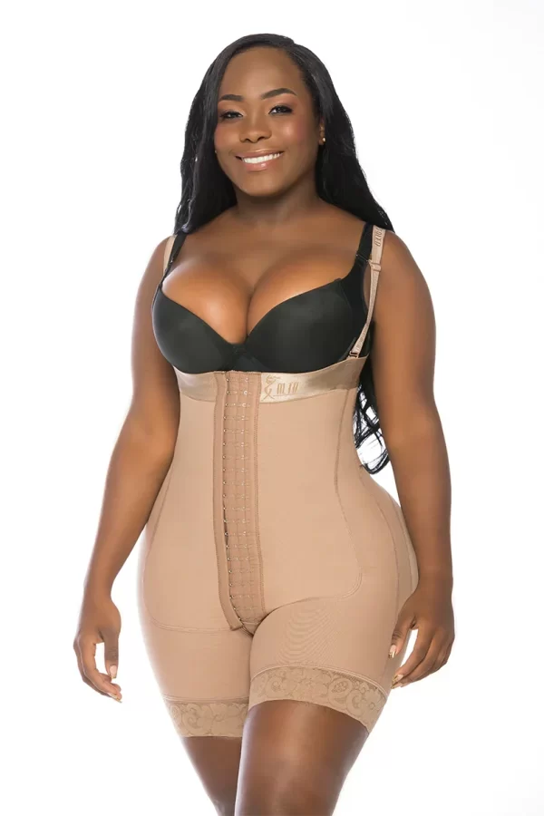 GA 0212 | Vanessa Strapless